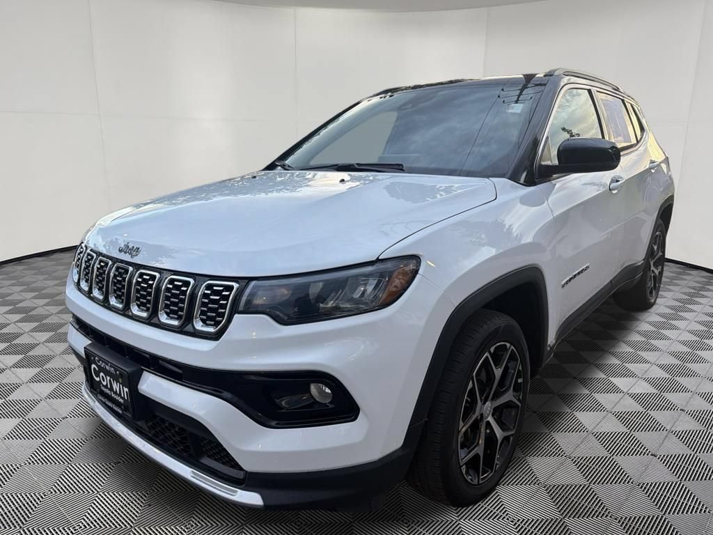 Used 2024 Jeep Compass Limited AWD/4WD image 3