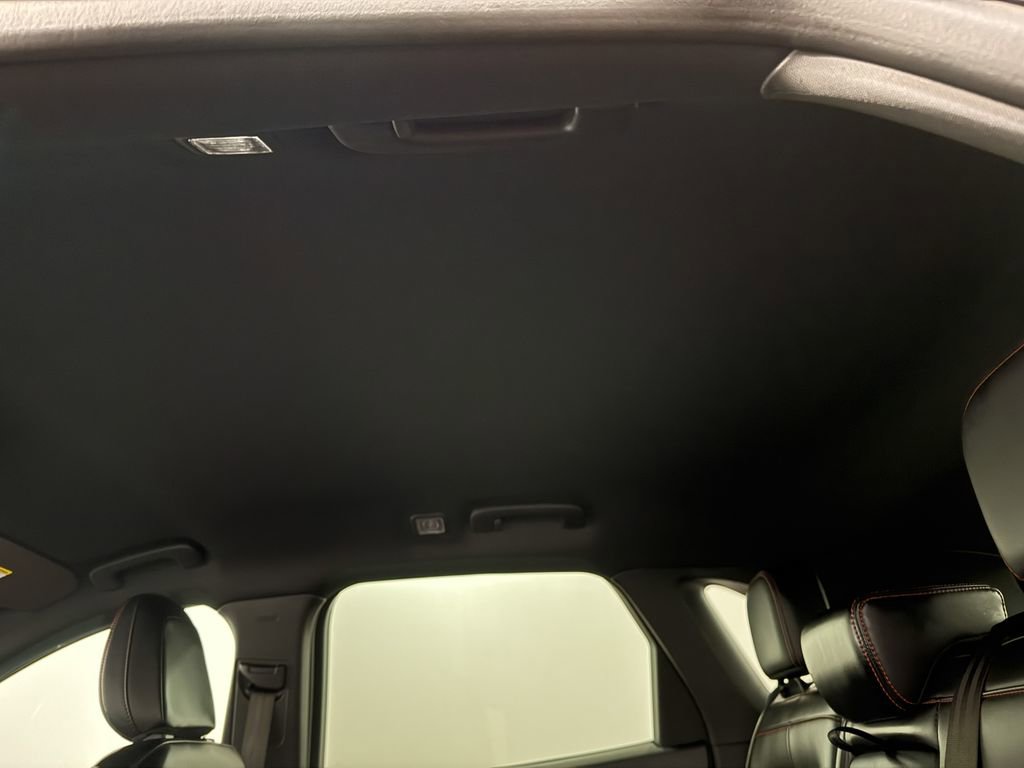 Used 2025 Ford Escape ST-Line AWD/4WD image 10