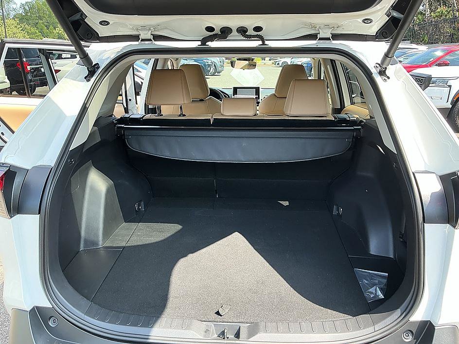 Used 2025 Toyota RAV4 XLE Premium FWD image 25