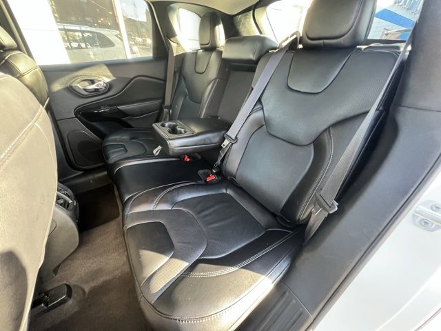 Used 2023 Jeep Cherokee Altitude Lux image 18