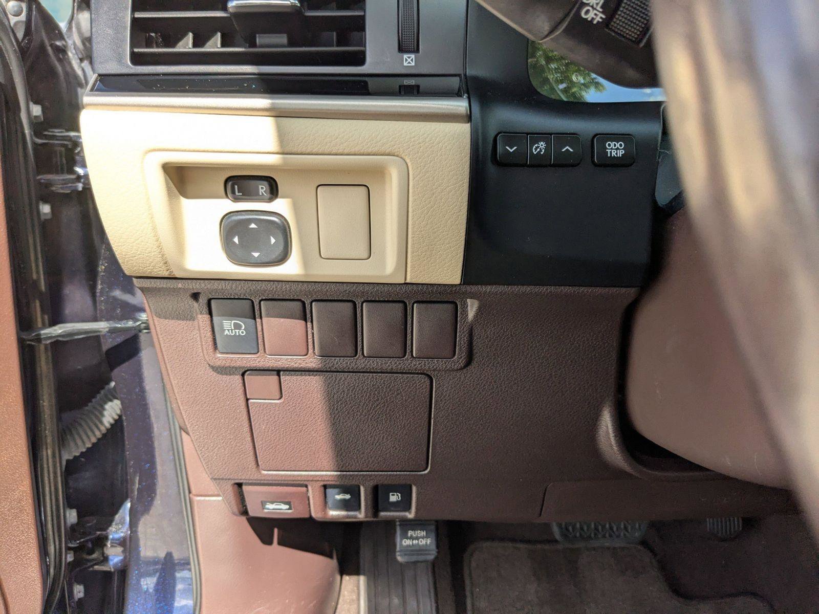 Used 2018 Lexus ES 350 w/ Accessory Package 2 FWD image 17