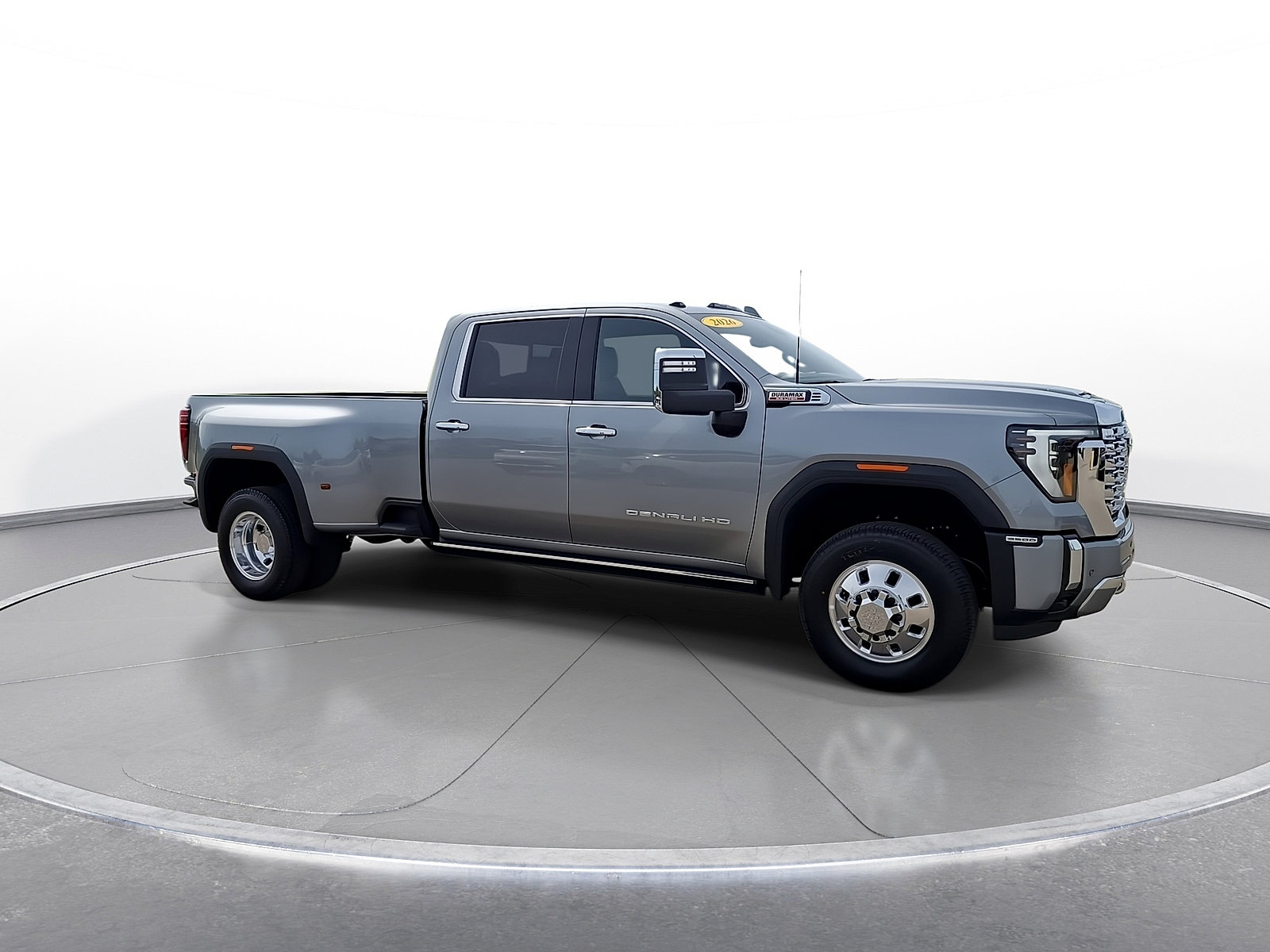 New 2026 GMC Sierra 3500 Denali w/ Denali Reserve Package AWD/4WD image 2