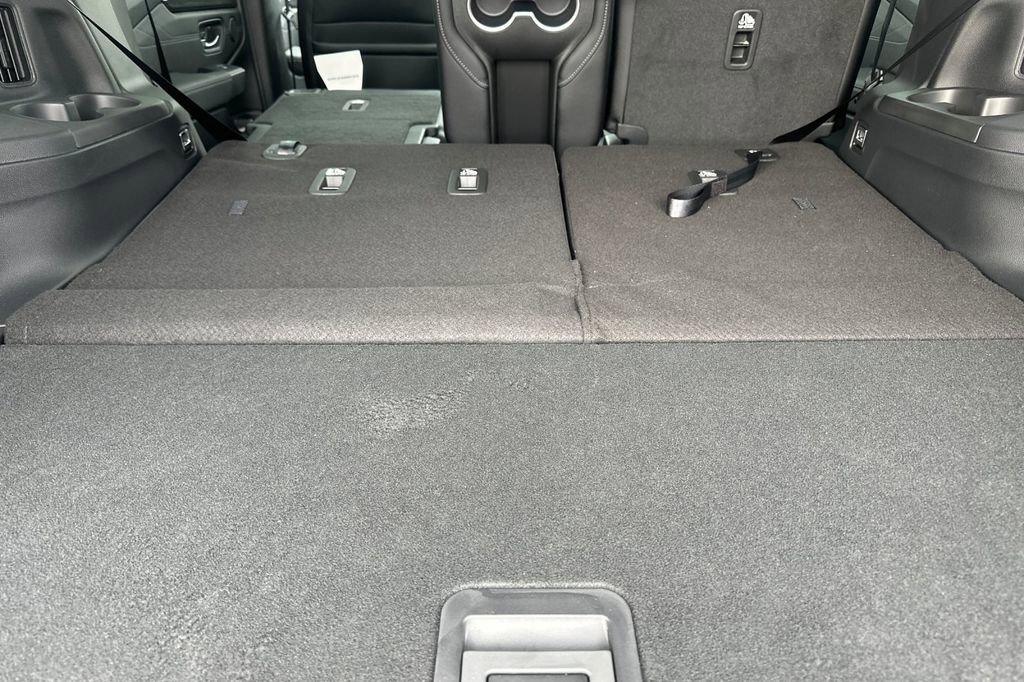 New 2026 Honda Pilot Touring image 17