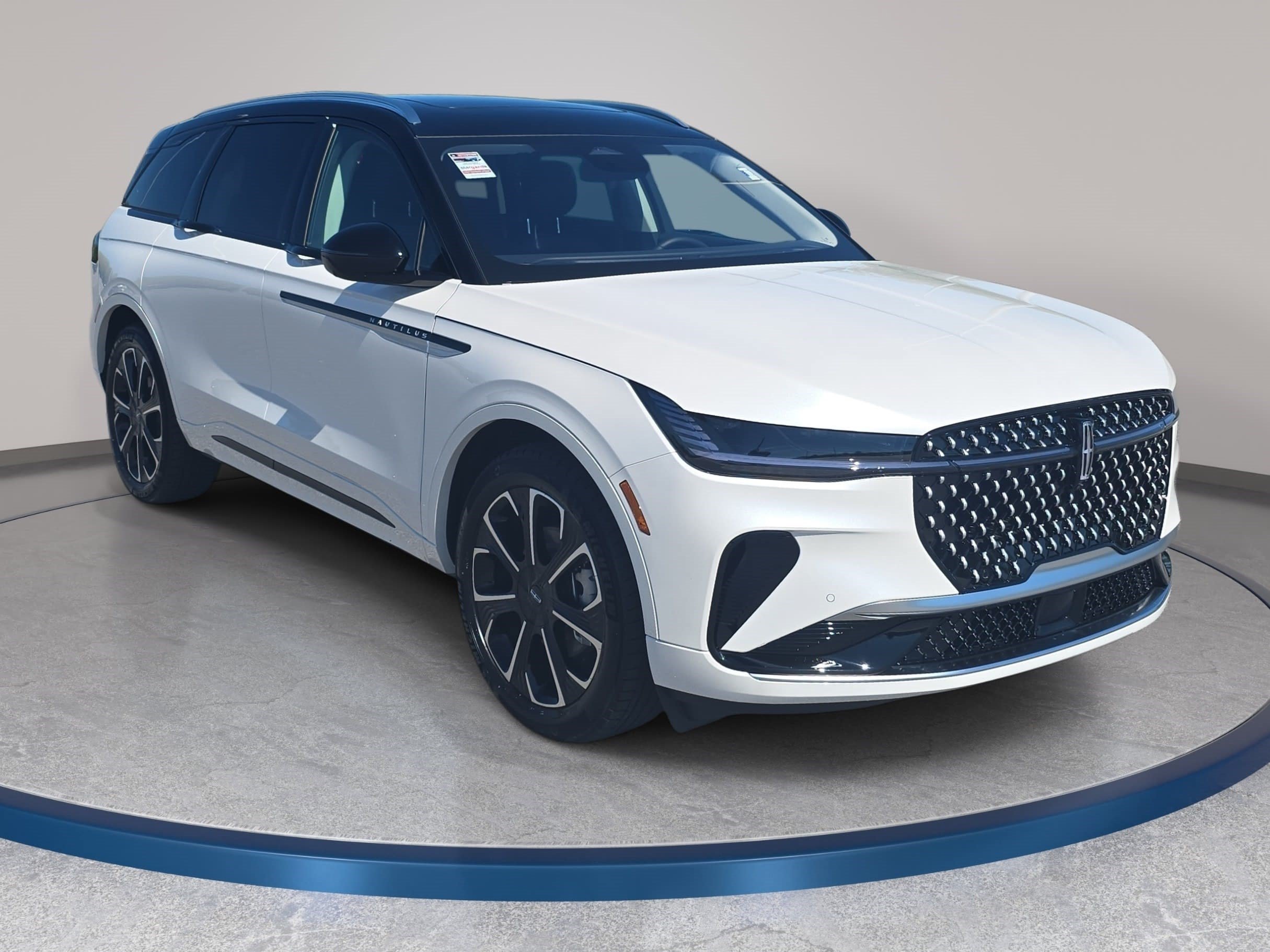 New 2026 Lincoln Nautilus Reserve AWD/4WD image 3