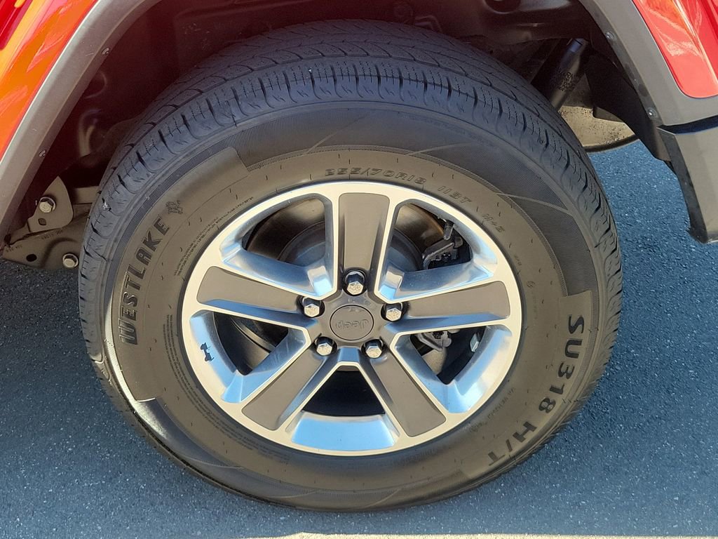 Used 2021 Jeep Wrangler Unlimited Sahara image 5