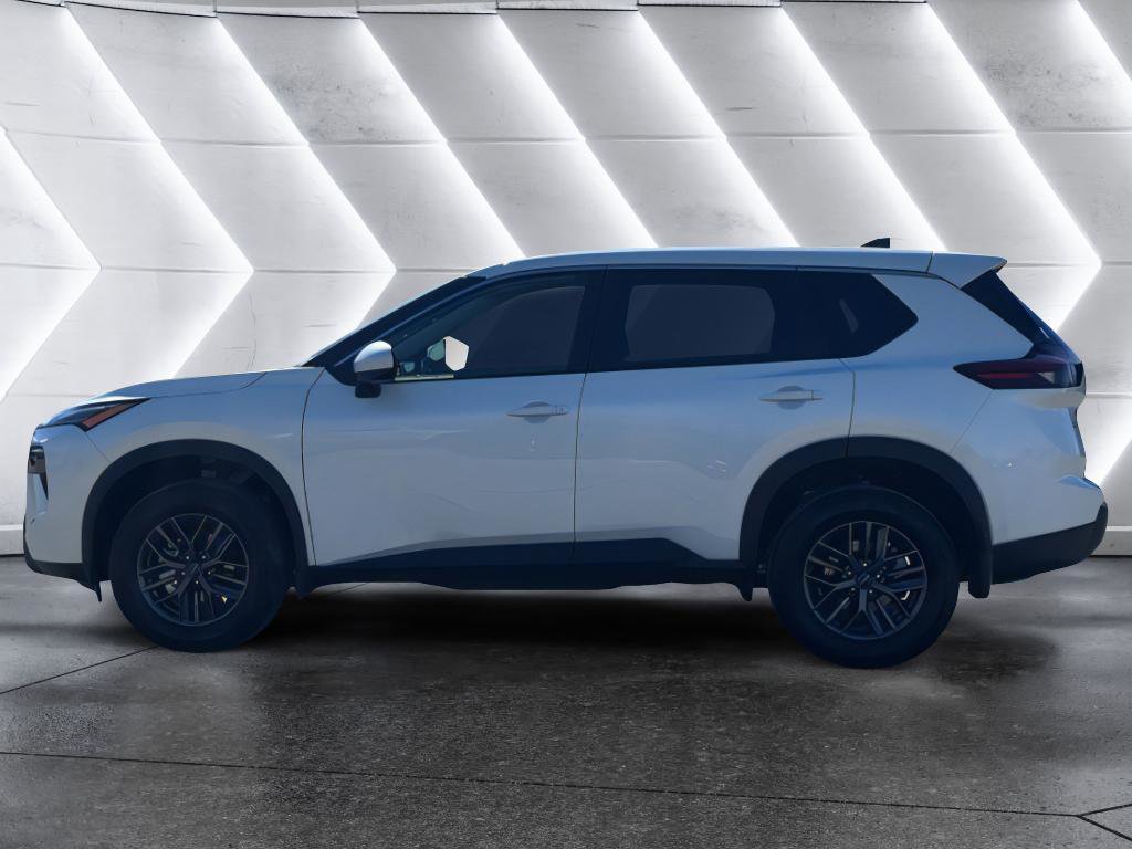 New 2026 Nissan Rogue SV image 5