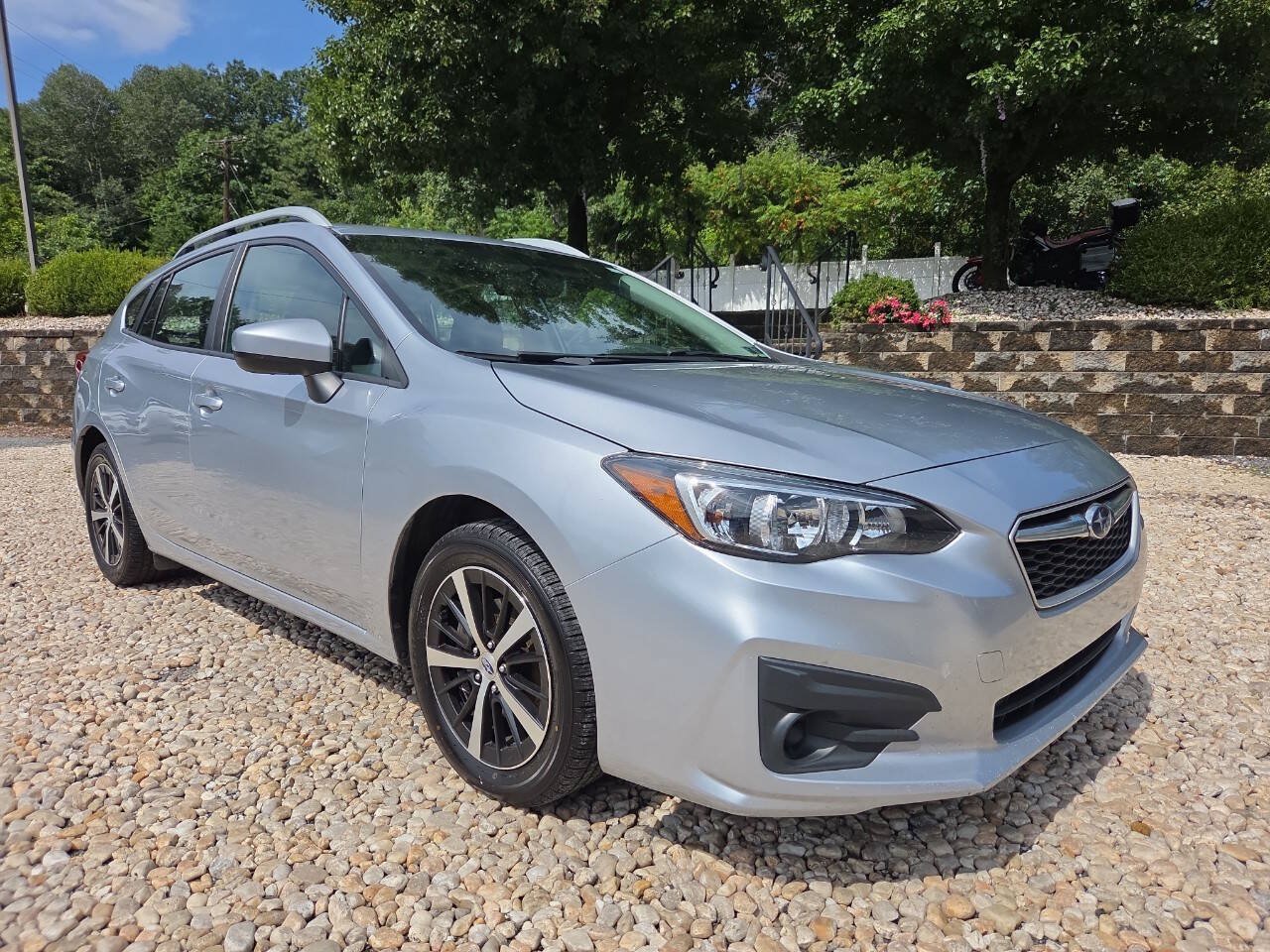 Used 2019 Subaru Impreza 2.0i Premium AWD/4WD image 1