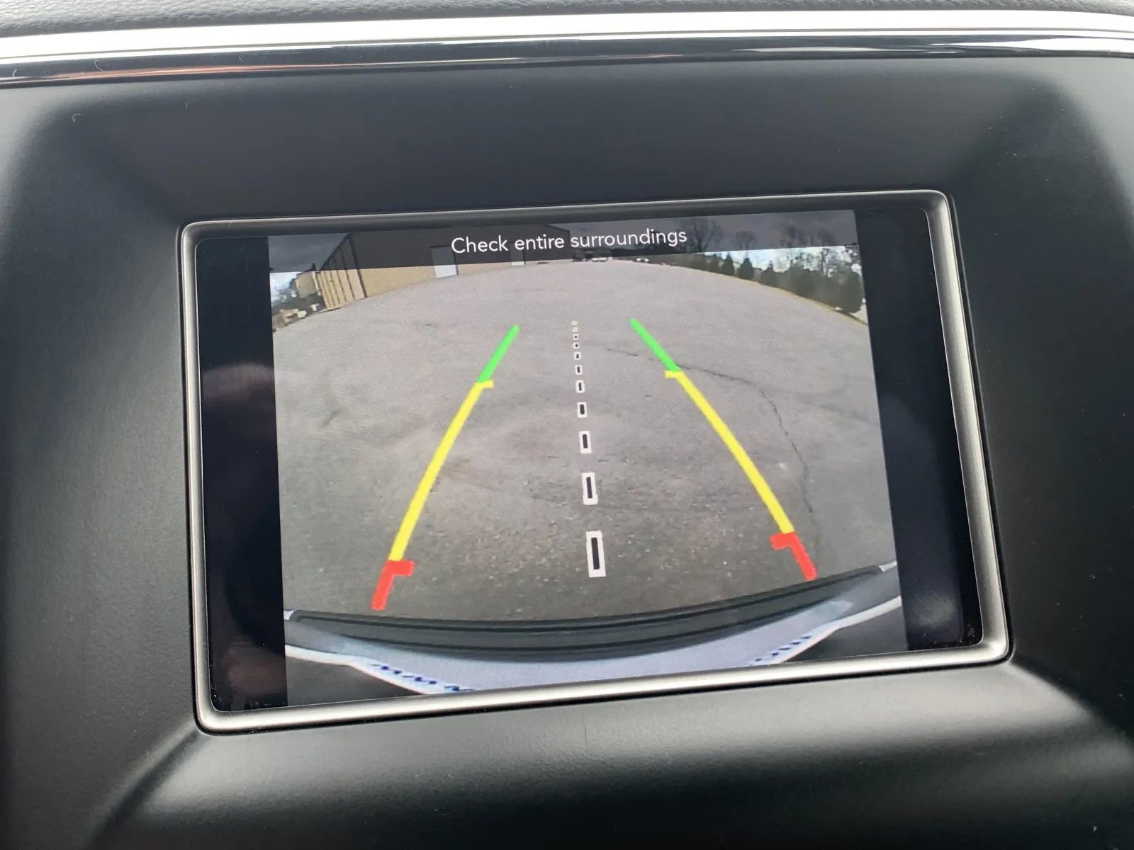 Used 2019 Jeep Grand Cherokee Laredo RWD image 14
