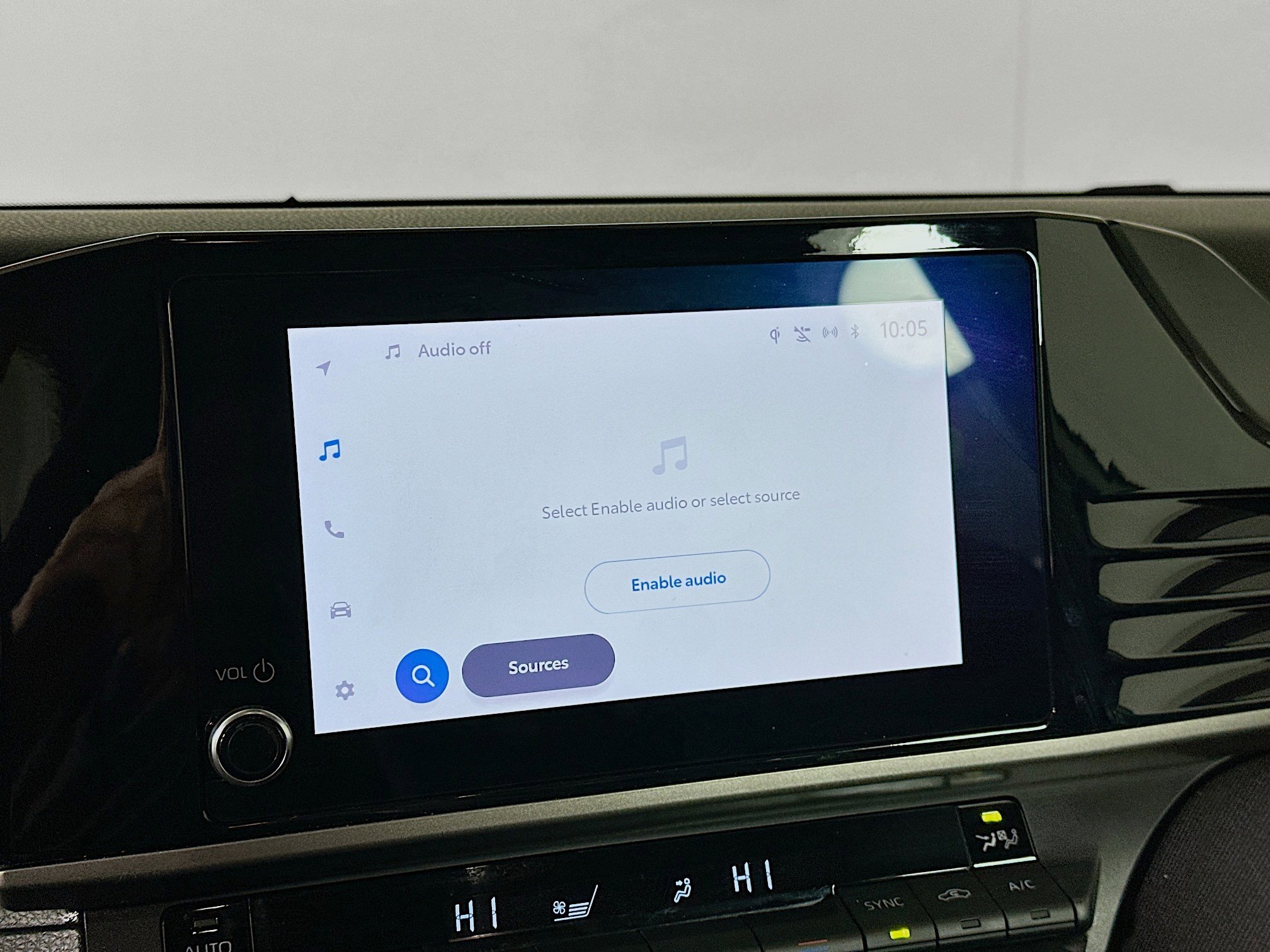 Used 2025 Toyota Camry LE image 21