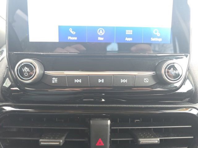 Used 2020 Ford EcoSport Titanium image 18