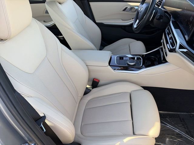 Used 2023 BMW 330i Sedan w/ Driving Assistance Package image 11