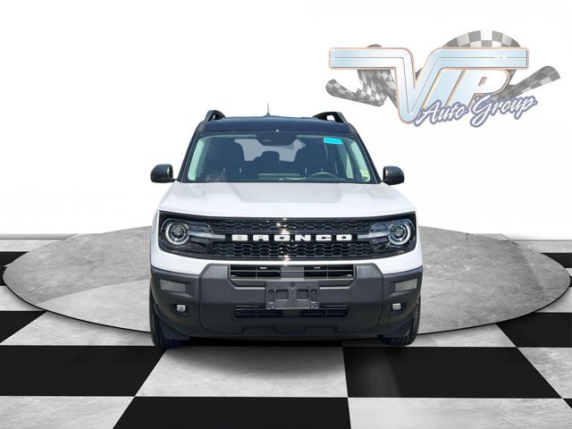 Used 2025 Ford Bronco Sport Outer Banks AWD/4WD image 2