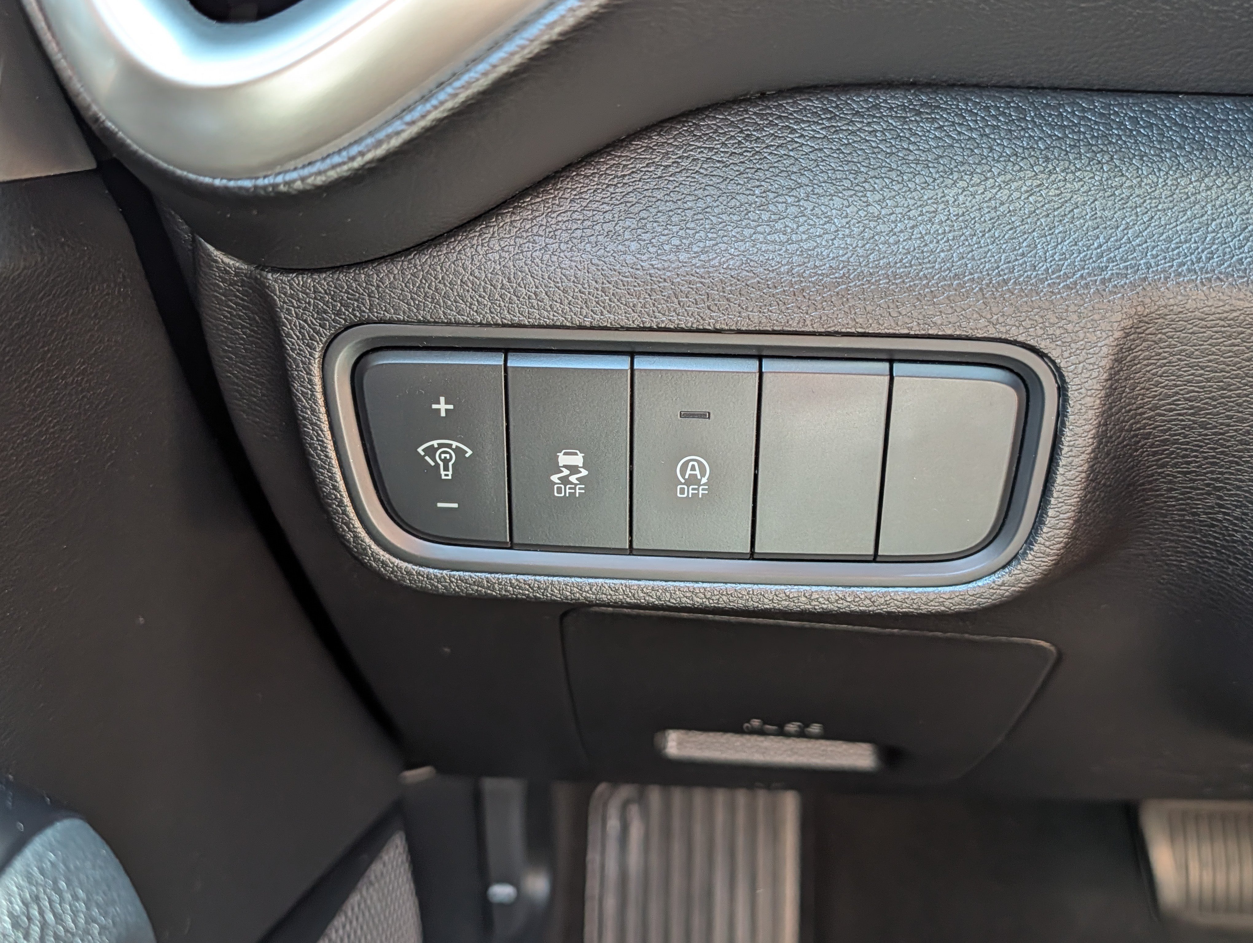 Certified 2023 Kia Soul LX w/ Option Group 015 FWD image 26