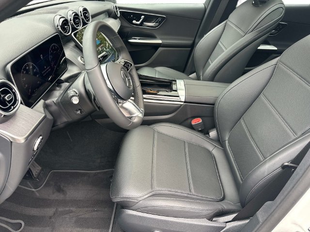 Certified 2026 Mercedes-Benz GLC 300 4MATIC image 19