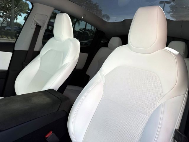 Used 2026 Tesla Model Y AWD image 21