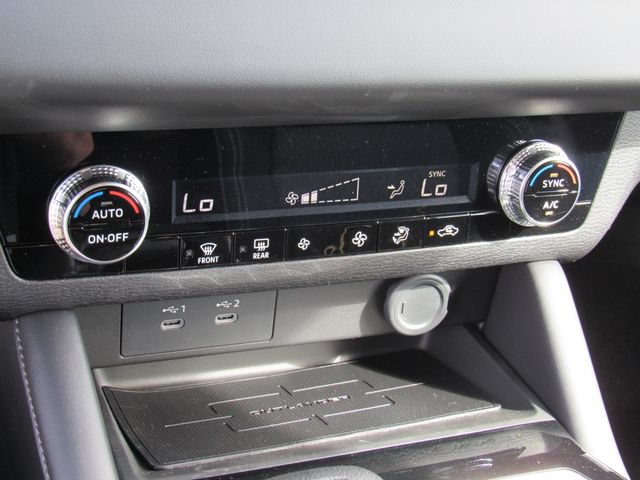 New 2026 Mitsubishi Outlander ES FWD image 24