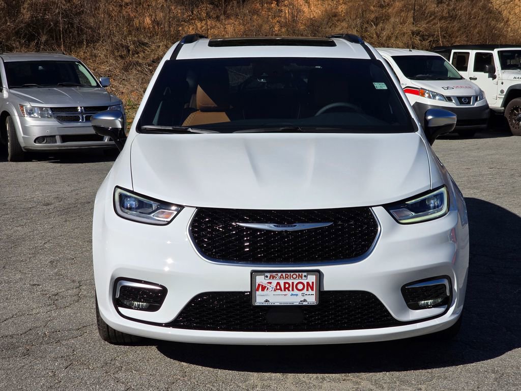 New 2026 Chrysler Pacifica Pinnacle image 18