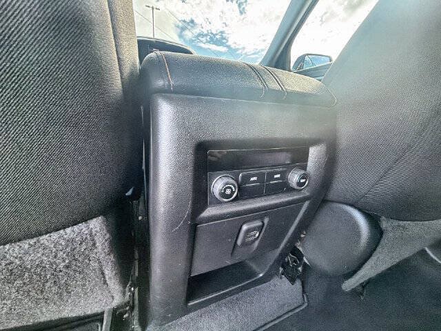Used 2020 Chevrolet Traverse LS w/ LPO, Floor Liner Package FWD image 20
