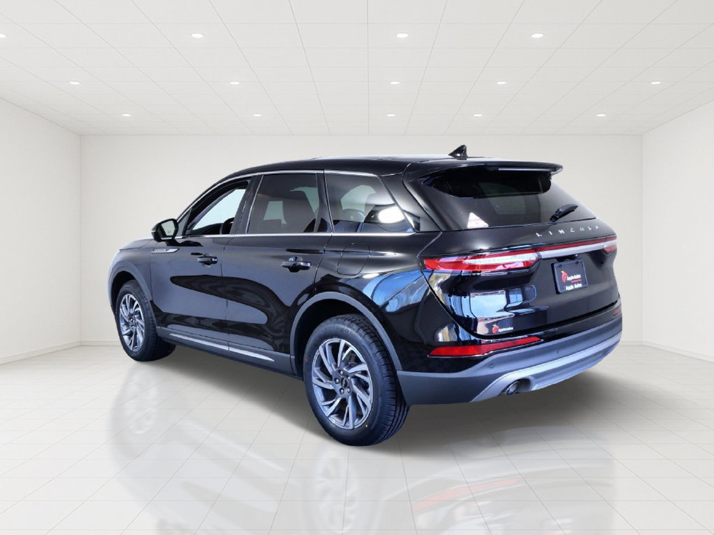 Certified 2023 Lincoln Corsair AWD w/ Equipment Group 101A image 4