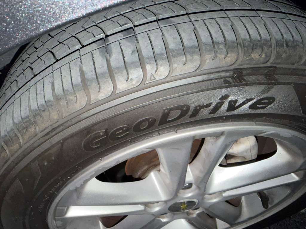 Used 2017 Chevrolet Cruze LT w/ Convenience Package image 5