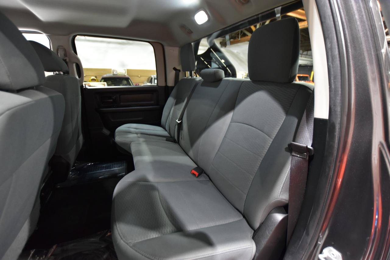 Used 2017 RAM 1500 Express w/ Express Value Package AWD/4WD image 37