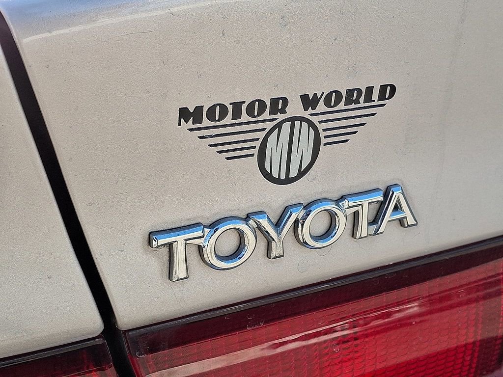Used 1998 Toyota Camry LE FWD image 27