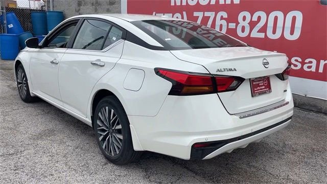 Used 2023 Nissan Altima 2.5 SV image 23