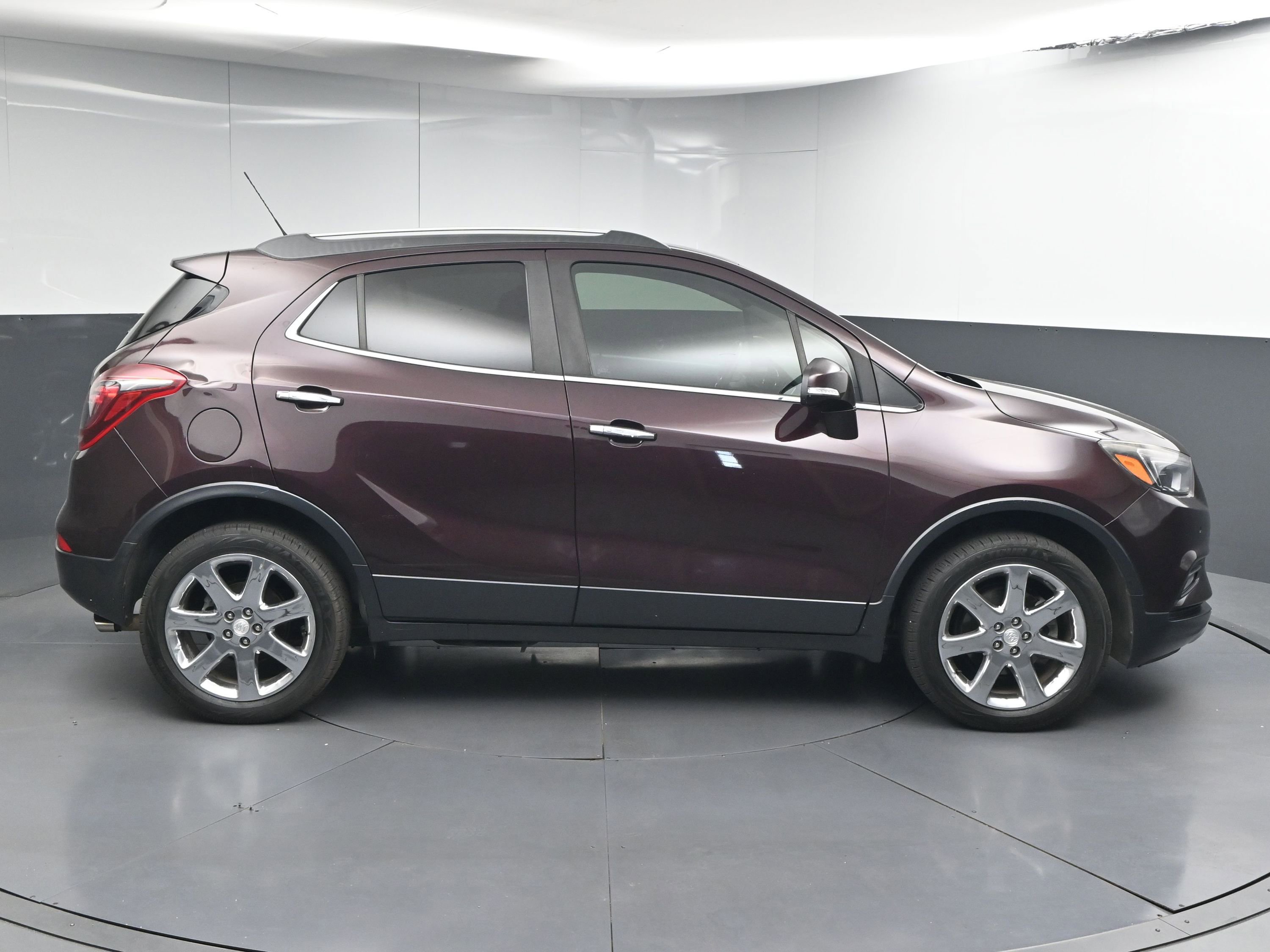 Used 2017 Buick Encore Premium w/ Experience Buick Package image 9