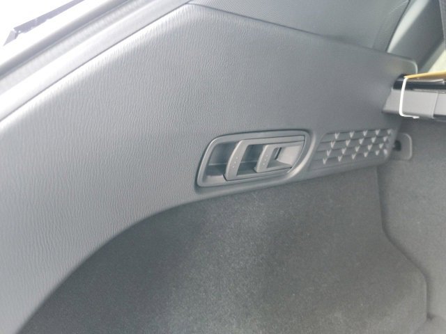 New 2025 MAZDA CX-5 Signature image 24