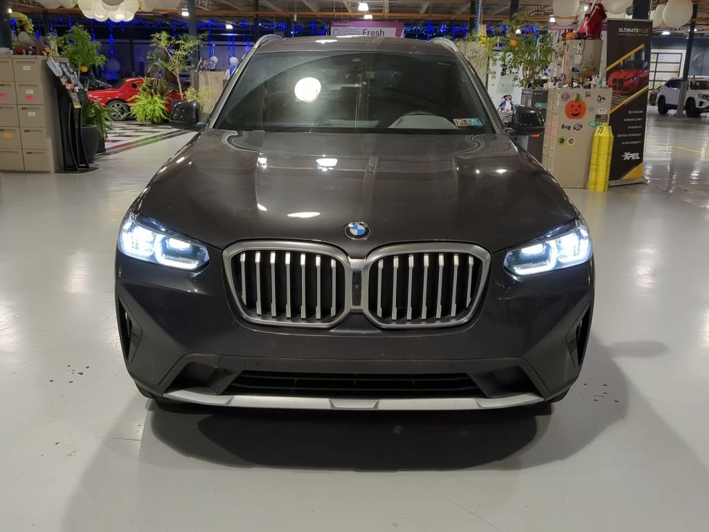 Certified 2024 BMW X3 xDrive30i w/ Convenience Package AWD/4WD image 3