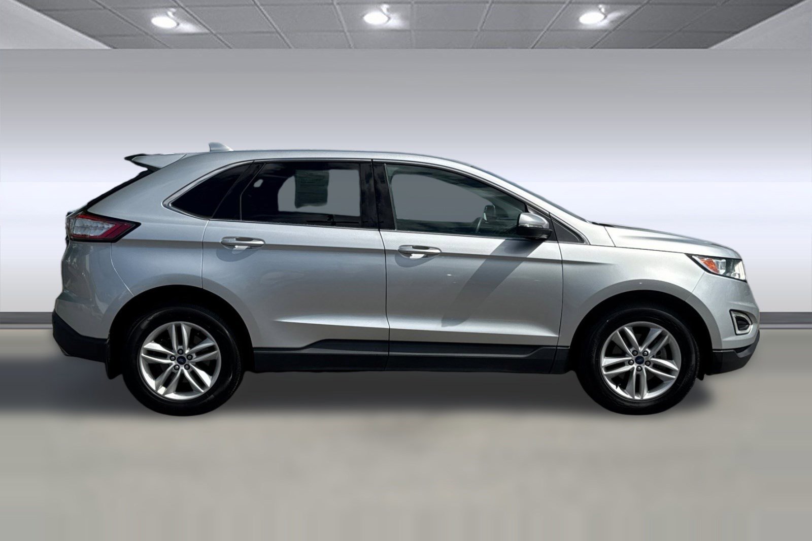 Used 2015 Ford Edge SEL w/ Equipment Group 201A FWD image 7