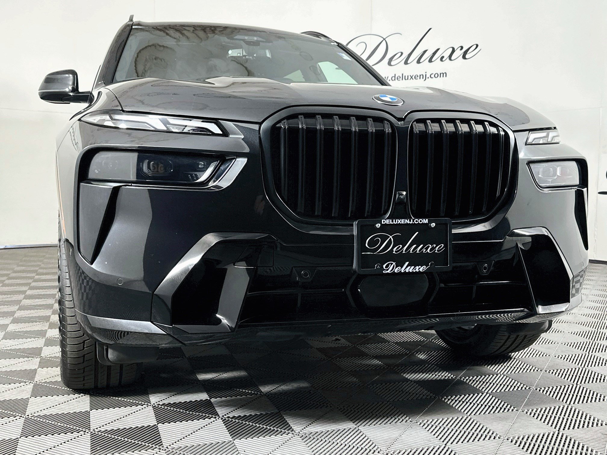 Used 2023 BMW X7 xDrive40i w/ Executive Package AWD/4WD image 33