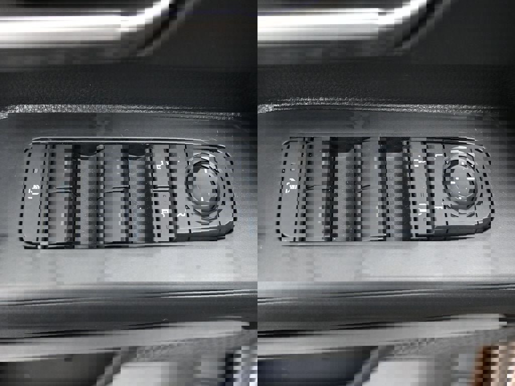 New 2026 Toyota Tacoma TRD Off-Road w/ TRD Off Road Upgrade Package image 17