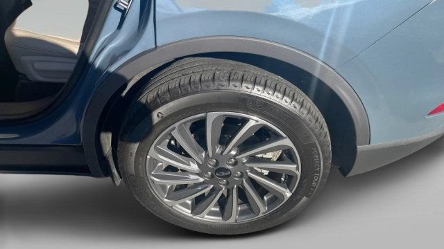 Used 2023 Lincoln Corsair Reserve FWD image 21