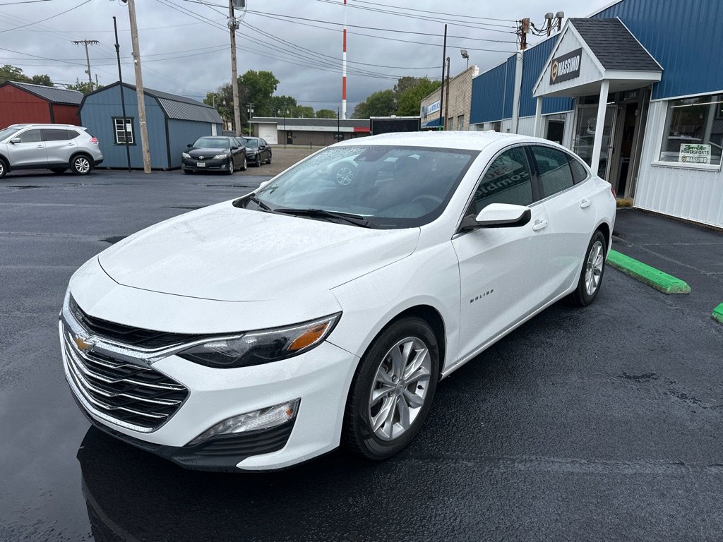 Used 2023 Chevrolet Malibu LT image 3