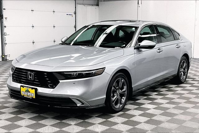 Used 2025 Honda Accord EX-L image 12