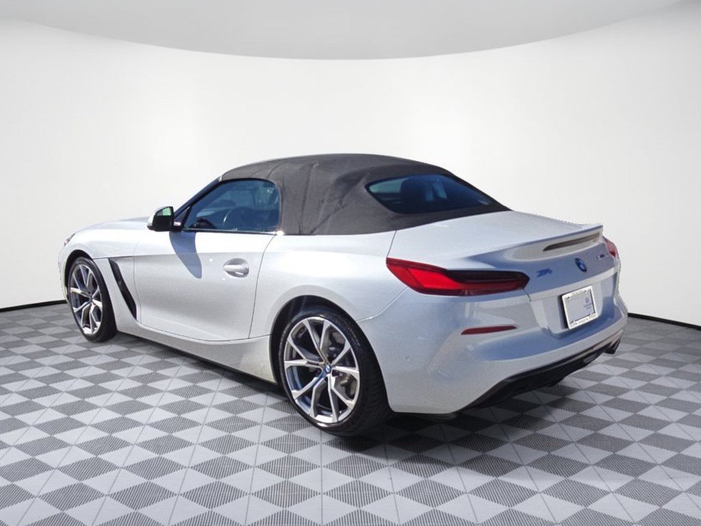 Used 2019 BMW Z4 sDrive30i w/ Premium Package RWD image 3