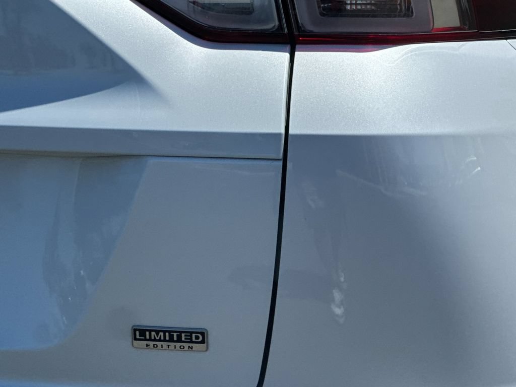Used 2022 Mitsubishi Eclipse Cross LE AWD/4WD image 24