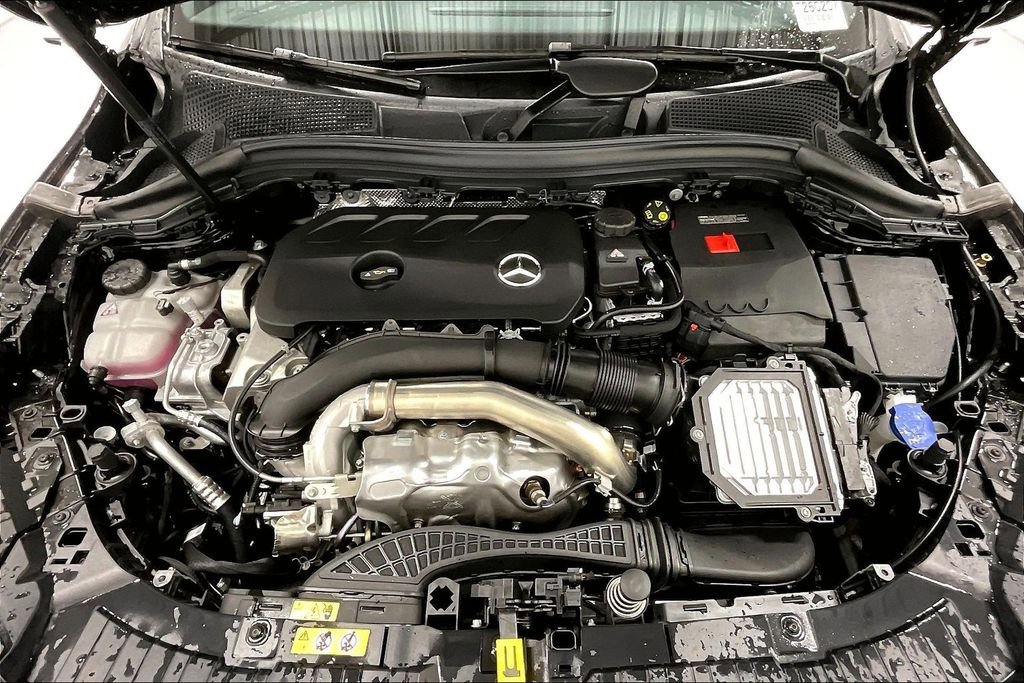New 2026 Mercedes-Benz GLA 250 image 16