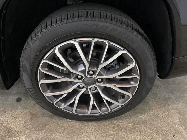 Used 2021 Jeep Grand Cherokee L Summit image 9