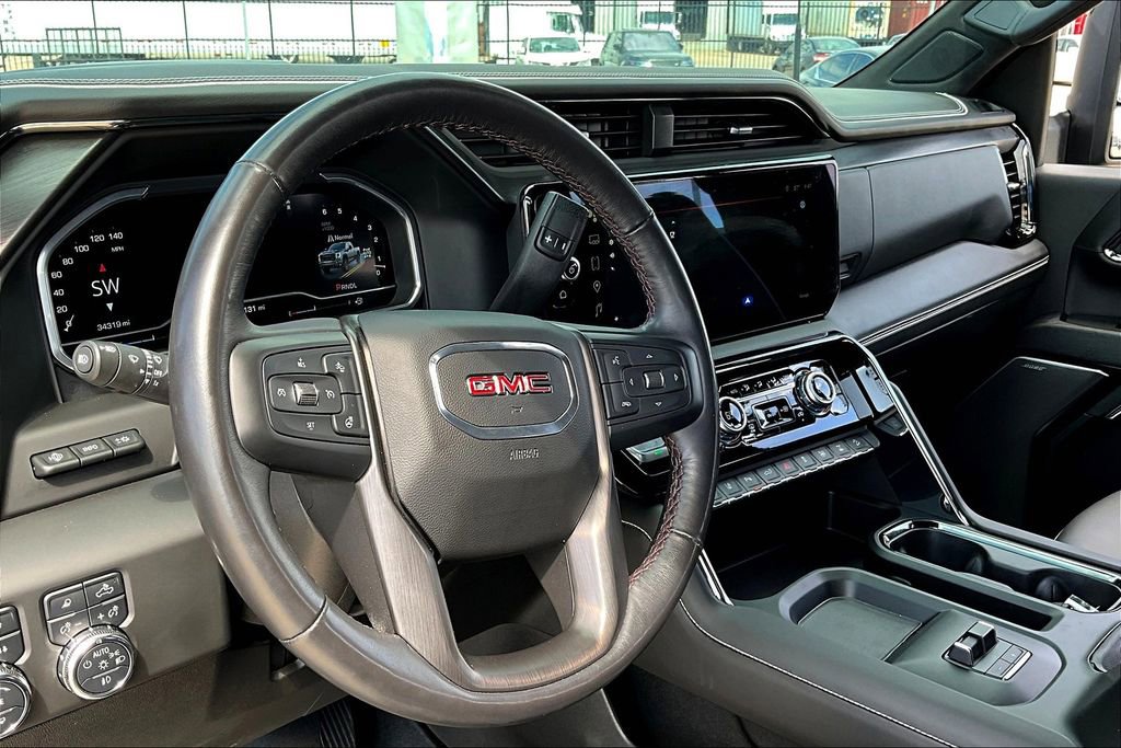 Used 2024 GMC Sierra 2500 AT4X image 17