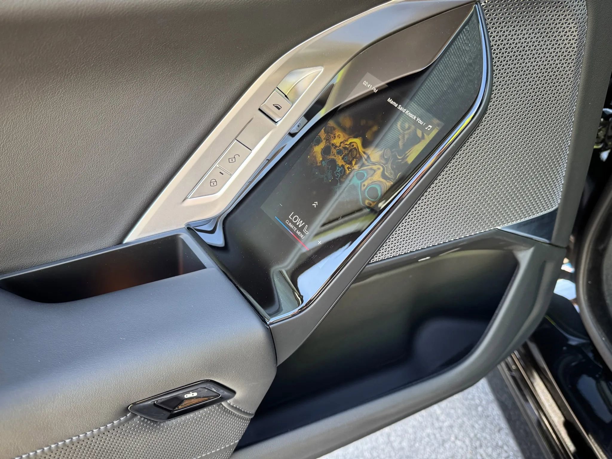 Used 2025 BMW 740i xDrive image 16