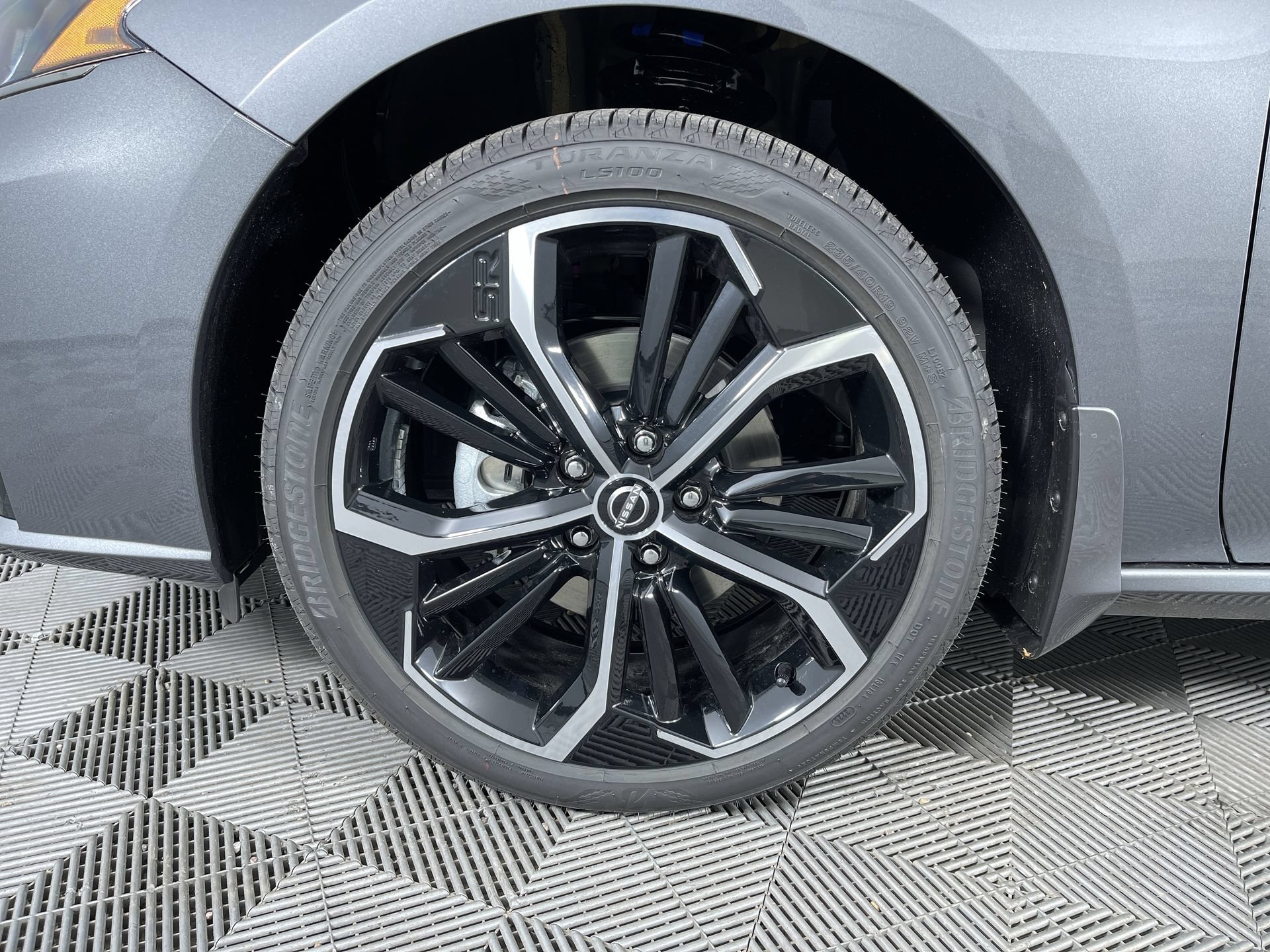 Certified 2025 Nissan Altima 2.5 SR AWD/4WD image 23
