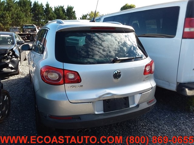 Used 2010 Volkswagen Tiguan SE AWD/4WD image 3