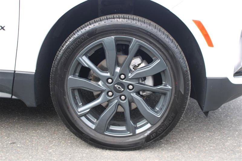 Used 2023 Chevrolet Equinox RS w/ RS Leather Package image 11