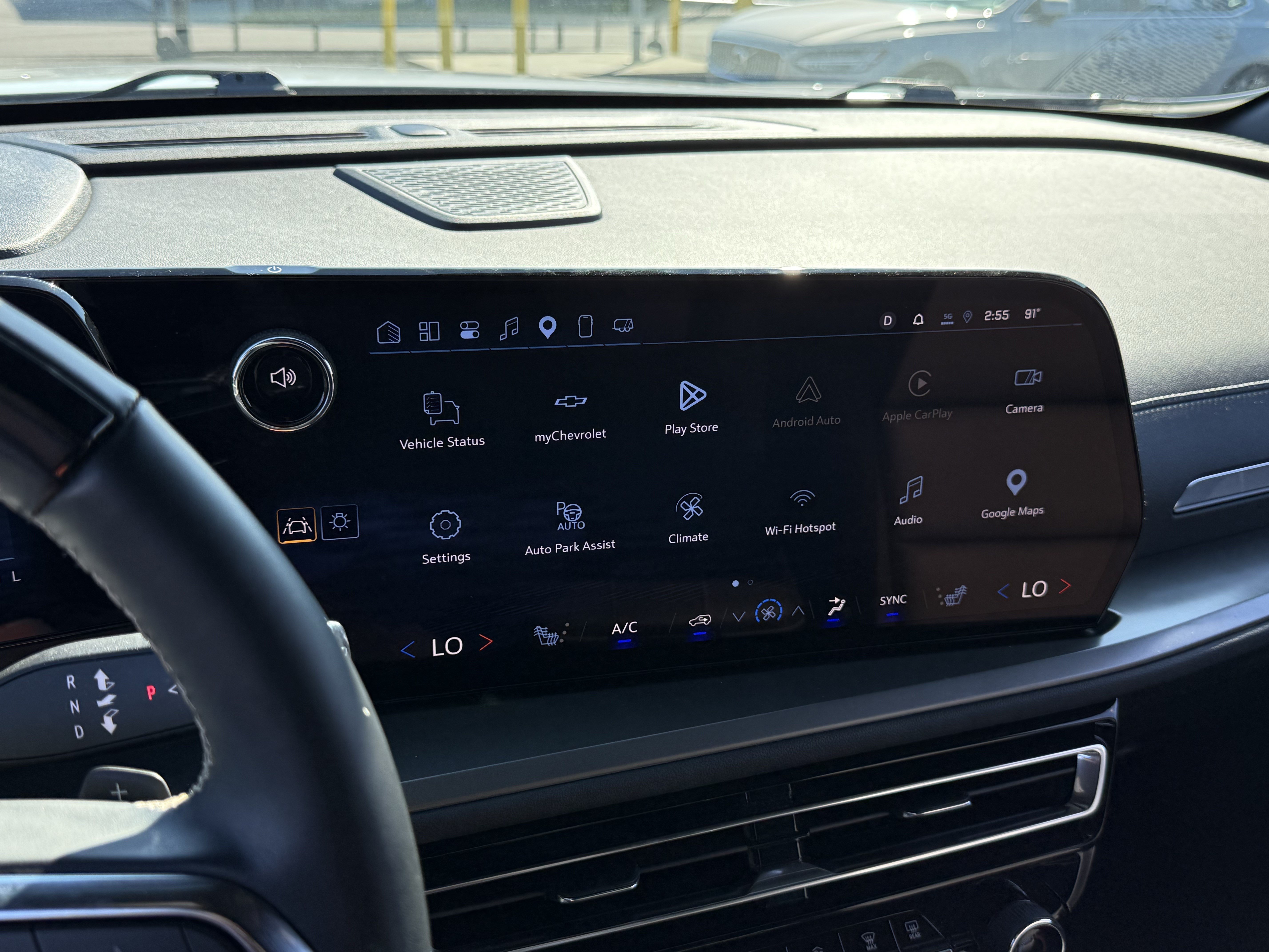 Used 2025 Chevrolet Traverse LT w/ Enhanced Driving Package FWD image 20