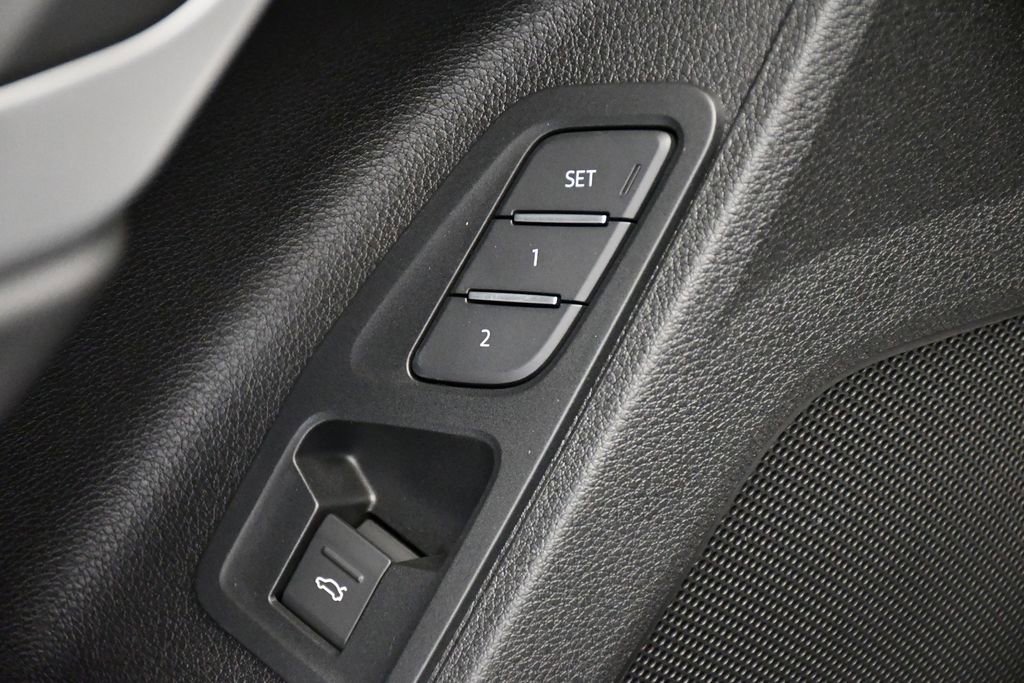 Used 2025 Audi Q3 2.0T Premium w/ Convenience Package image 93