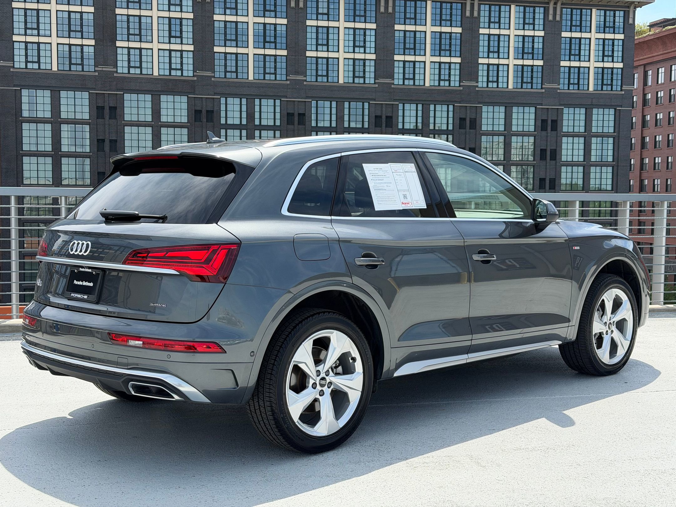 Used 2023 Audi Q5 2.0T Prestige w/ Prestige Package image 7