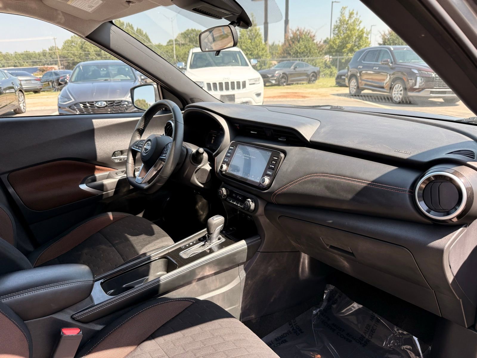 Used 2024 Nissan Kicks SR image 20