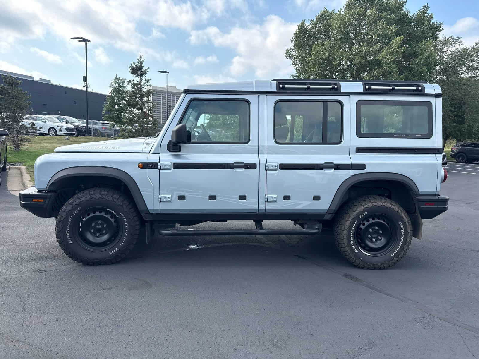 Used 2025 INEOS Grenadier Station Wagon AWD/4WD image 4